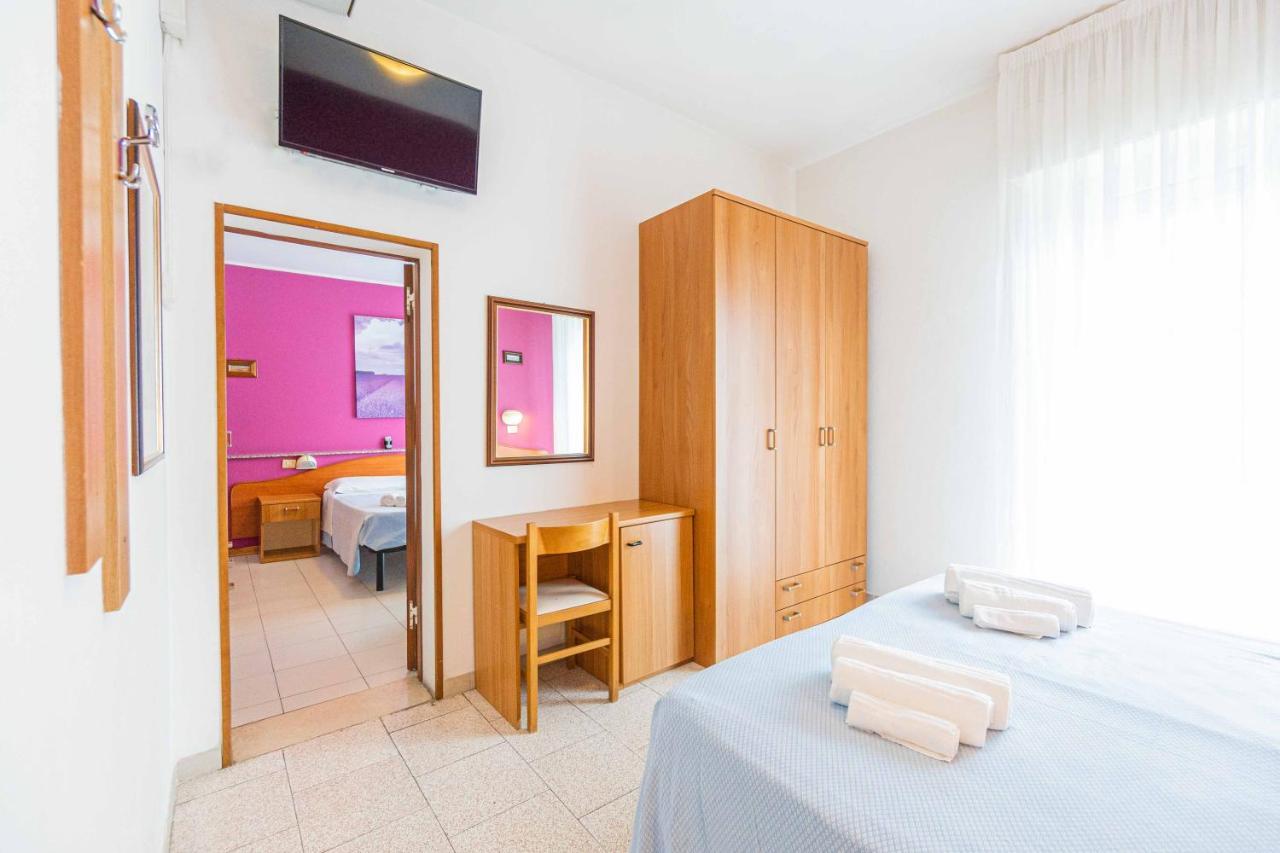 Hotel Arlino Rimini Exterior foto