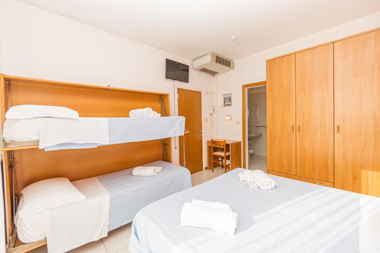 Hotel Arlino Rimini Exterior foto
